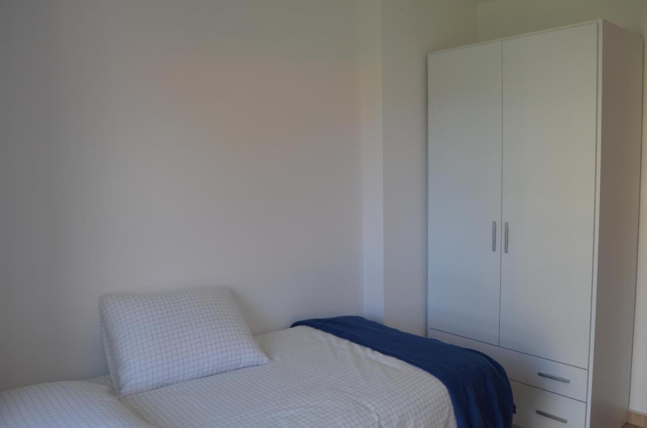 Precioso Apartamento Con Garaje En Ares. Eksteriør billede